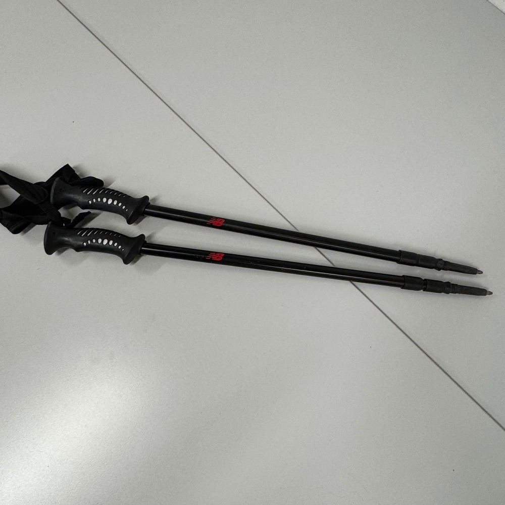 New Balance Trekking Poles Unisex Adjustable Black Good Hiking Walking‎ Pair